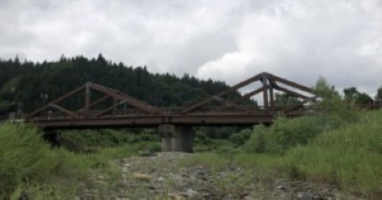 坊中